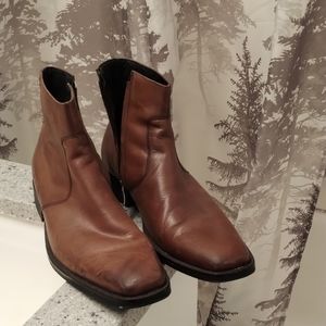 Brown Men's Boots Size 13.